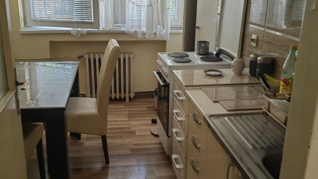 IMG-0aadd8c1d53e4330c9ad6cc10400d383-V